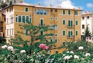 Palazzo Dragoni Hotel Spoleto Luaran gambar