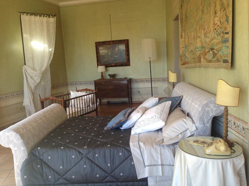 Palazzo Dragoni Hotel Spoleto Luaran gambar