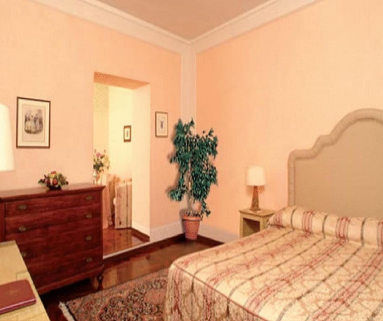 Palazzo Dragoni Hotel Spoleto Luaran gambar
